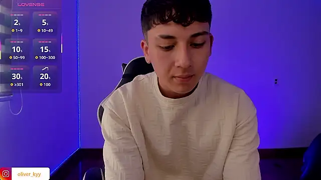 Chat XXX en directo de oliver_kyy