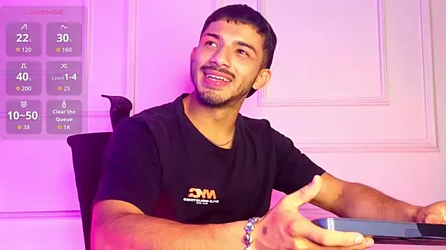 ArturoCardona_'s Live XXX Chat