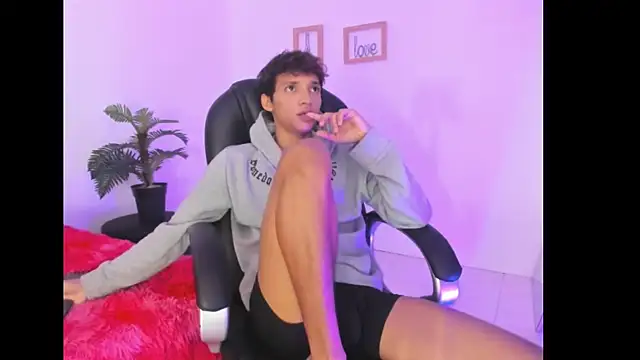 im_ralff's Live XXX Chat