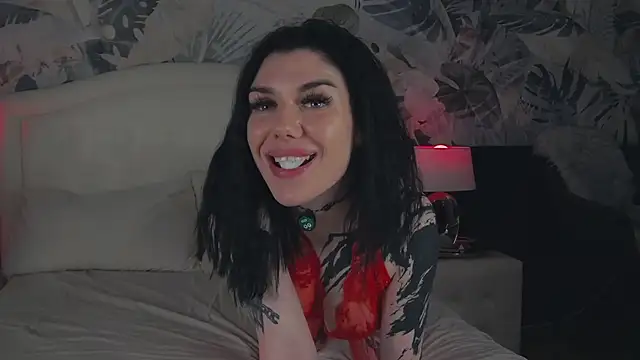 MaeveMoon's Live XXX Chat