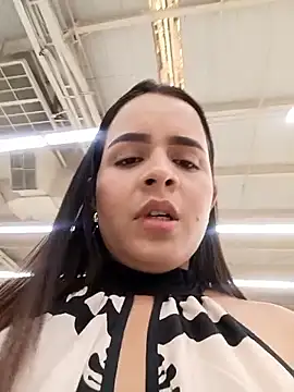 Julieth_hot-69 Chat XXX live