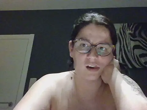 hottyFcup Pertunjukan Webcam