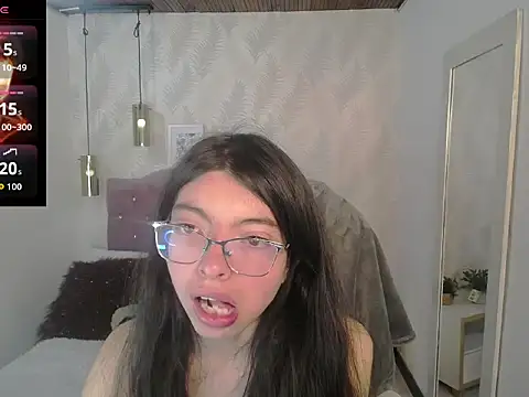 Chatroom XXX en direct de alllyson_