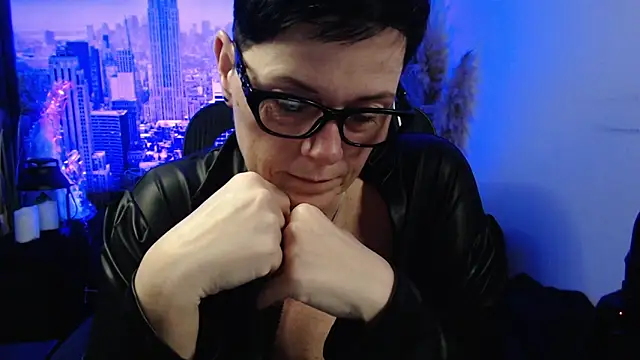 ninarandmann's Live XXX Chat