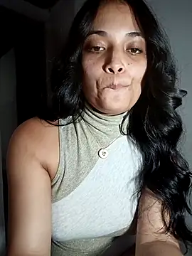 _Estrellita_ 现场XXX聊天