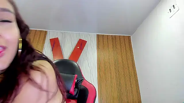 MarianaManzur's Live XXX Chat