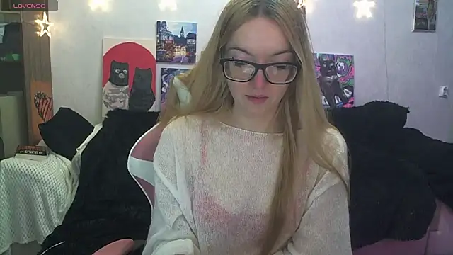 SecretSophia's Live XXX Chat