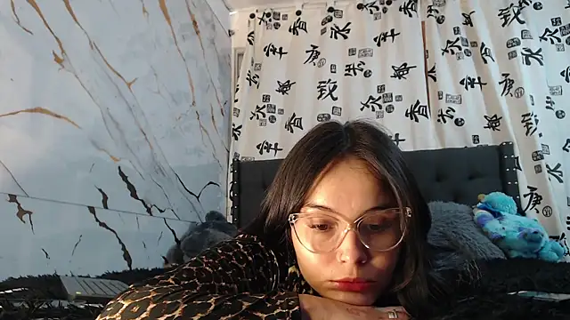 amberbakeeのライブXXXチャット