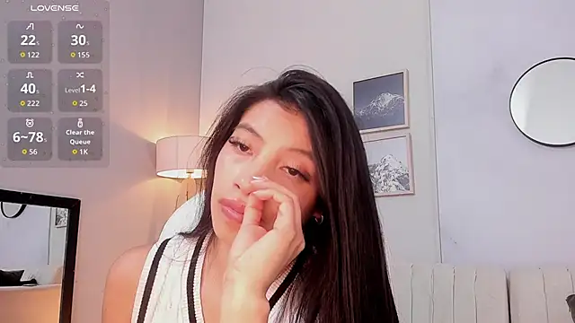 Tiffany_Low's Live XXX Chat
