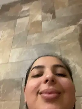 BustyAllyy's Live XXX Chat