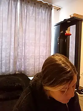 Fernandar2025's Live XXX Chat