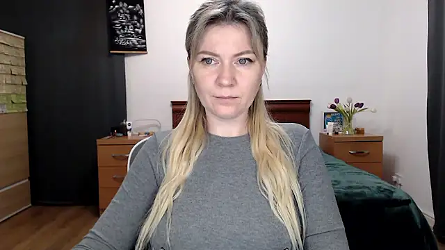 ParadiseAlina's Live XXX Chat