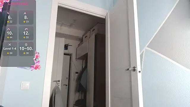 MilaniaCute's Live XXX Chat