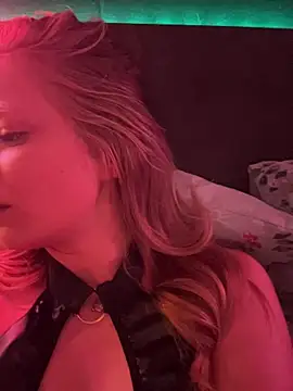 AnastasiaAniess' Live XXX Chat