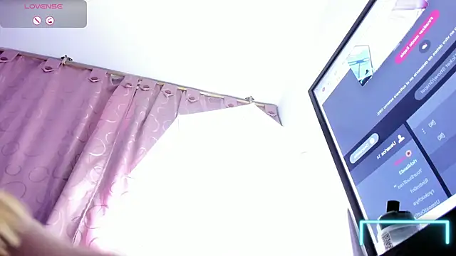 Annaross2 Chat XXX in diretta