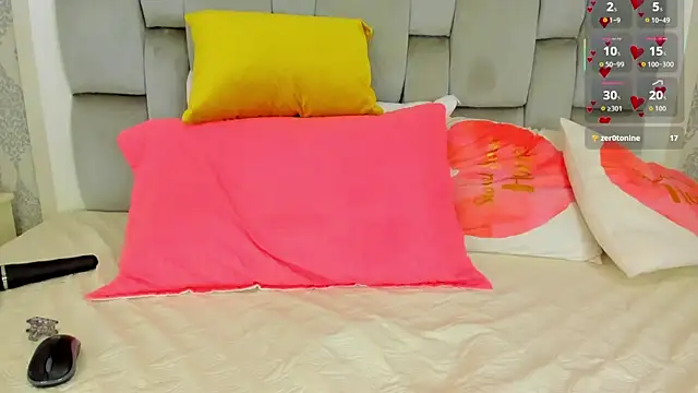 Pia_Johnson_'s Live XXX Chat