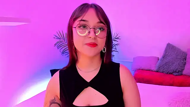 Gloomydoll's Live XXX Chat