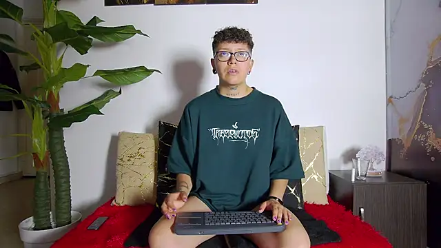 alex_noa's Live XXX Chat