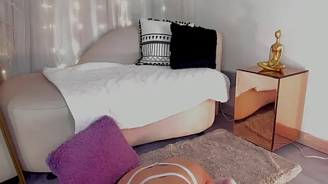 Charlotte__08のライブXXXチャット