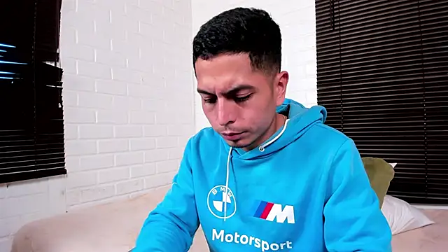 SAMUEL_OBRIAN – Live XXX-chat