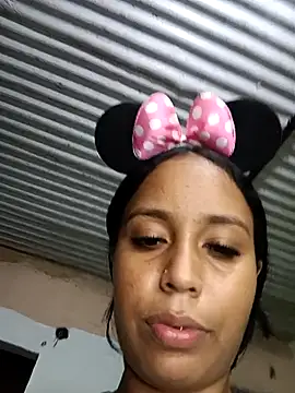 Fernanda30のライブXXXチャット