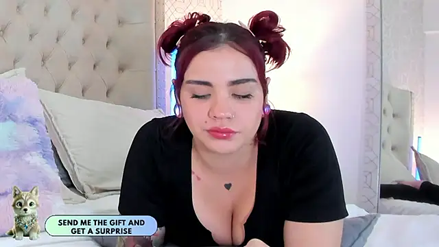 SuccubusDolly's Live XXX Chat