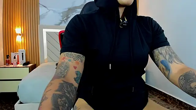 KAROLLJONES1's Live XXX Chat