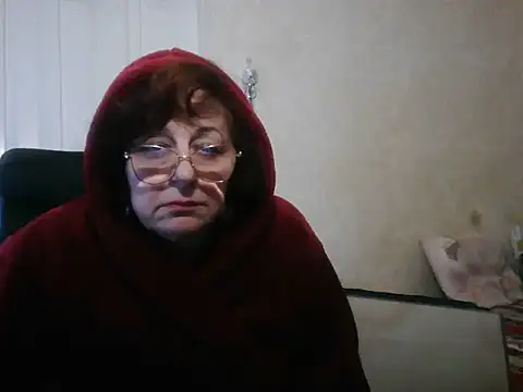 Julia54391のライブXXXチャット