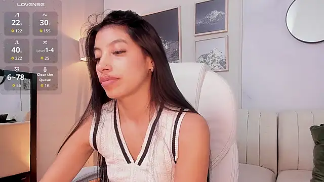 Tiffany_Low's Live XXX Chat