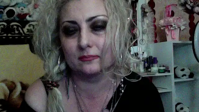 xHot_AmazonqのライブXXXチャット