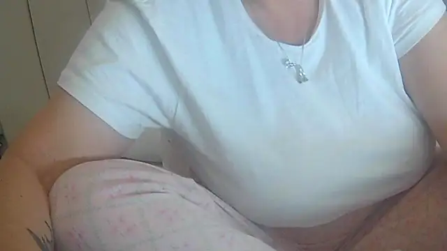 theblondecocklover's Live XXX Chat