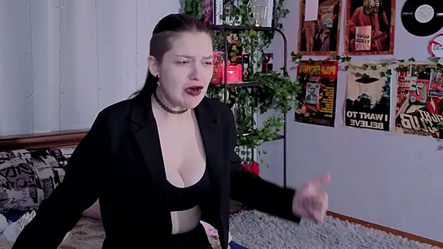 BevHanni's Live XXX Chat