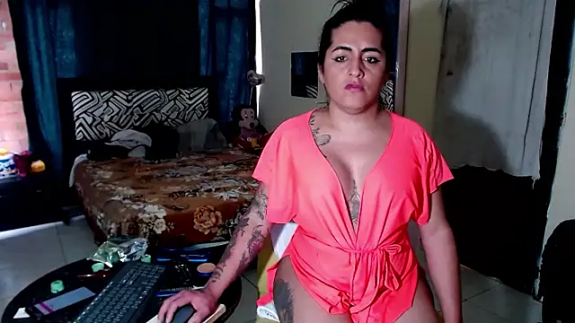 Sashaferrari2000's Live XXX Chat