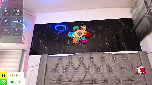 LAILAGUMMY's Live XXX Chat