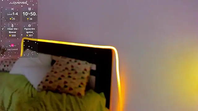 lexxxxxxi's Live XXX Chat