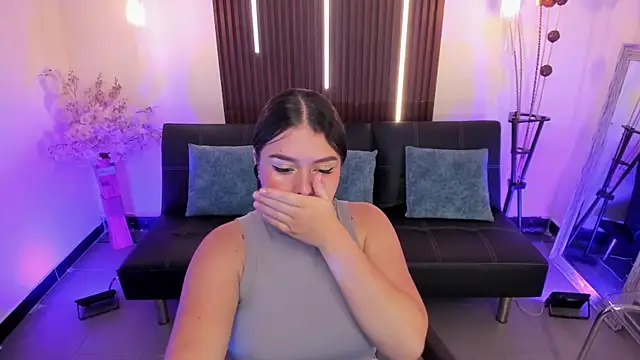 ArianaBaker's Live XXX Chat