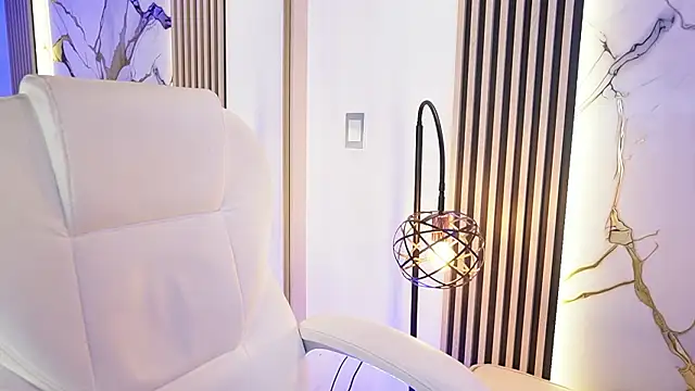 Онлайн чат XXX Emma_Walkerr_