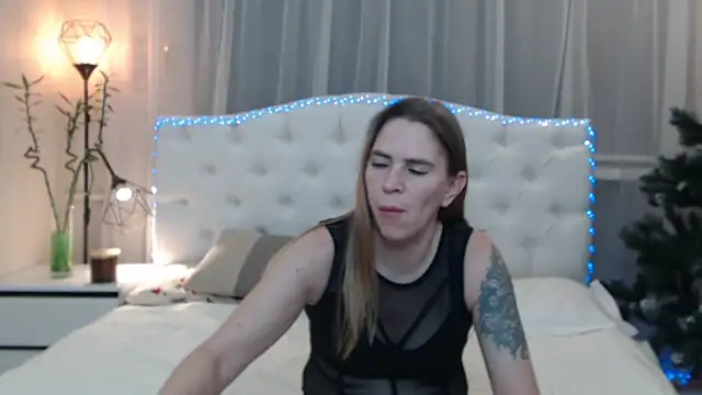 TessaDaybreak's Live XXX Chat