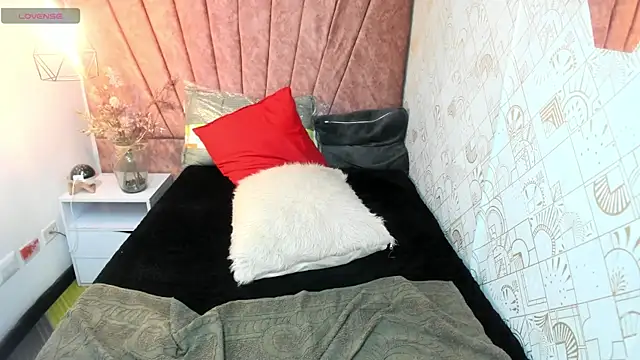 Kiara_Cruz__'s Live XXX Chat