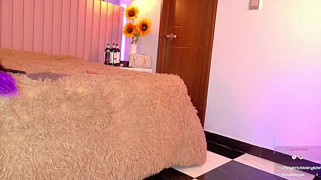 amy_miller1: онлайн-секс-чат