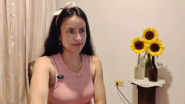 Bella_Exhibition's Live XXX Chat