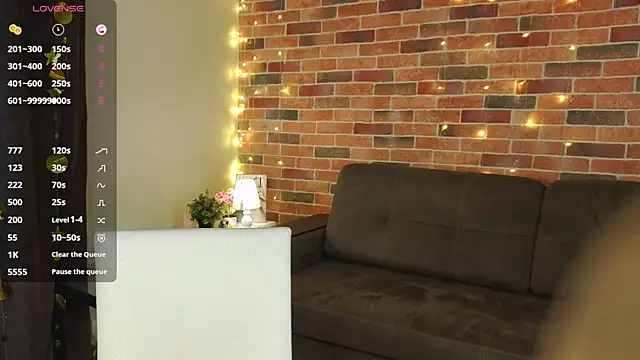 VoidElaris' Live XXX Chat