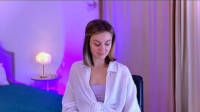 EmeraldGlow's Live XXX Chat