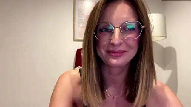 Вебкам-шоу HornyJudith