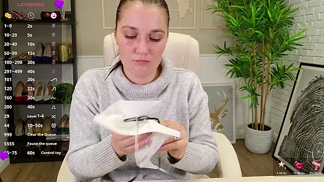 SelineSole's Live XXX Chat