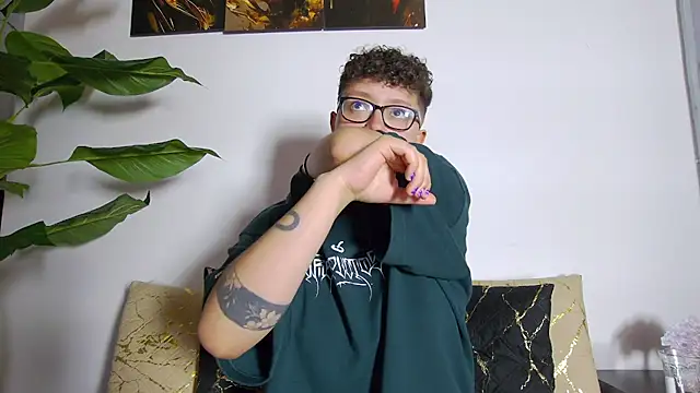 alex_noa's Live XXX Chat