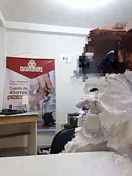 Emily-7_'s Live XXX Chat