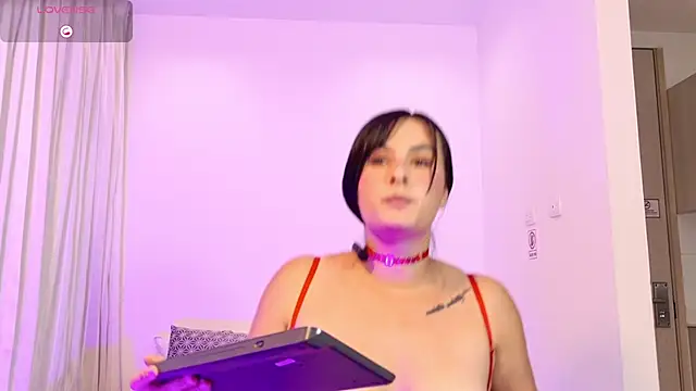 CelesteNash's Live XXX Chat