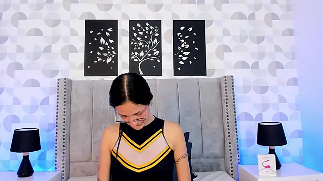 Živý XXX chat sara_stonems