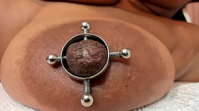 zara_lopez's Live XXX Chat